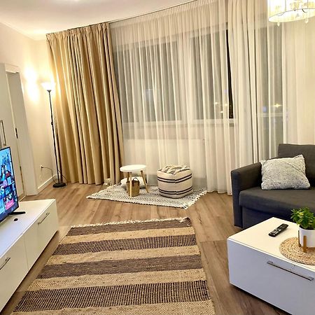 Moonlight Charming Shelter - 3Br 180º Balcony View Apartment Oradea Exterior foto
